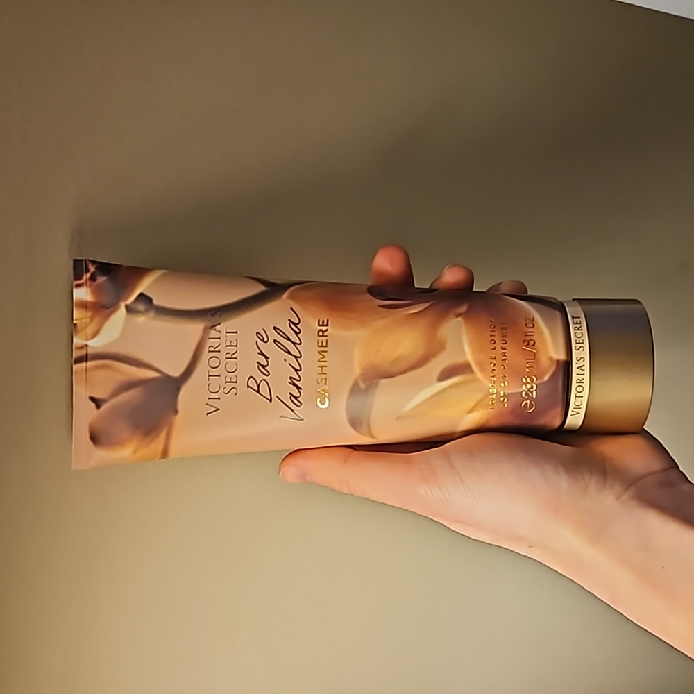 New Bare vanilla cashmere fragrance lotion(vanilla 28 similar)